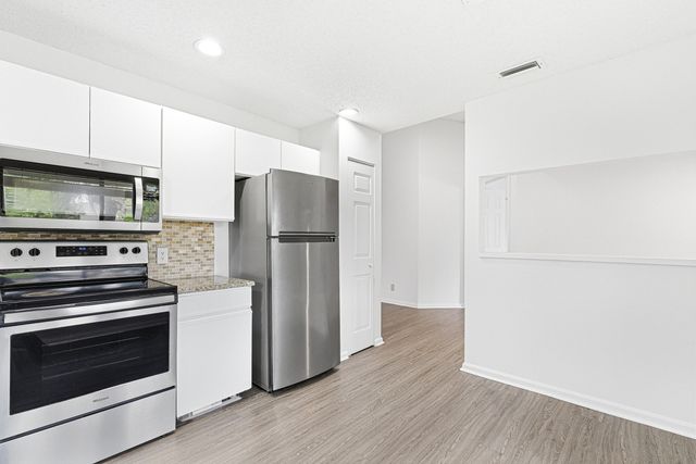 5530 Coach House Circle, Boca Raton, FL 33486