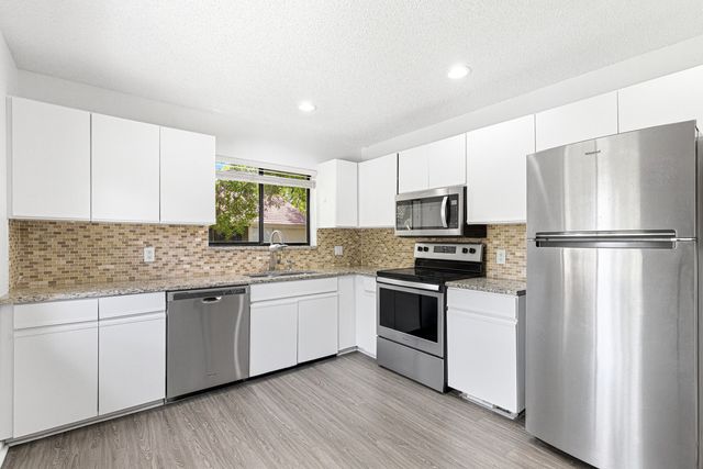 5530 Coach House Circle, Boca Raton, FL 33486