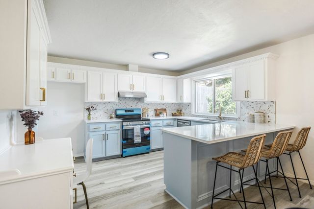 1021 NW 167th Street, Edmond, OK 73012