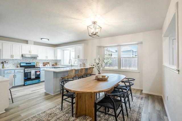 1021 NW 167th Street, Edmond, OK 73012