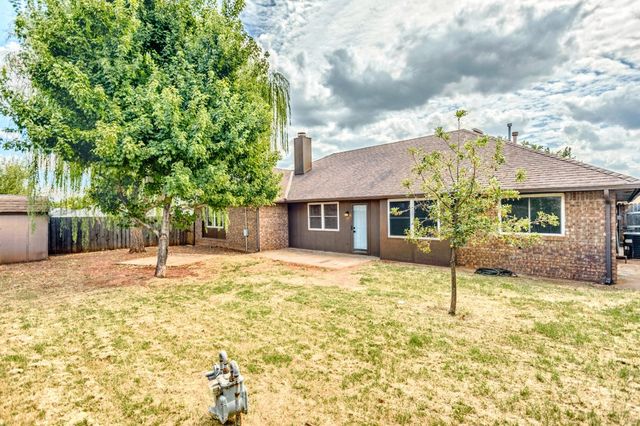 1021 NW 167th Street, Edmond, OK 73012