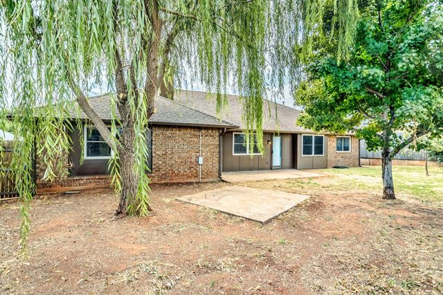 1021 NW 167th Street, Edmond, OK 73012