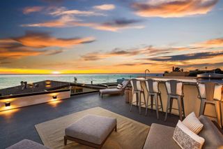 5527 Calumet Ave, La Jolla, CA 92037