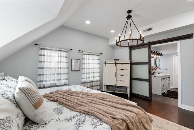 66 Salem St, Woburn, MA 01801