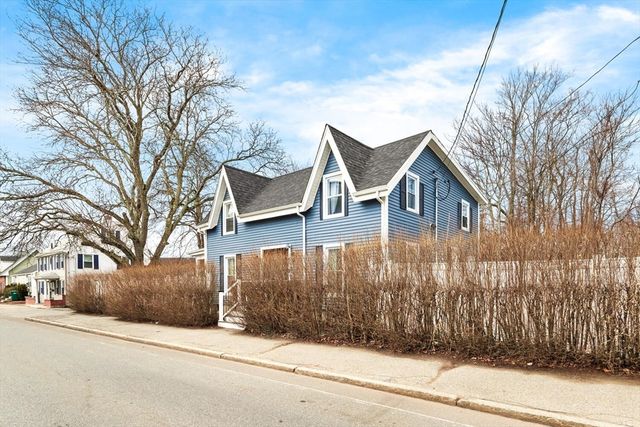 66 Salem St, Woburn, MA 01801