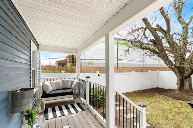 66 Salem St, Woburn, MA 01801