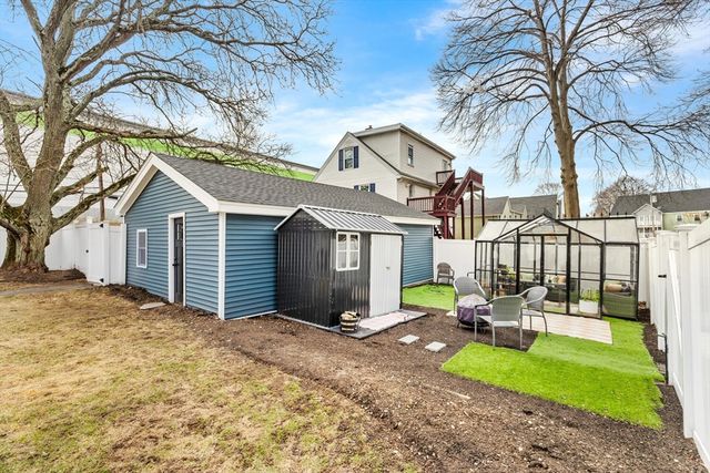 66 Salem St, Woburn, MA 01801