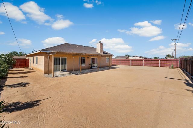 8400 Dogwood Avenue, California City, CA 93505