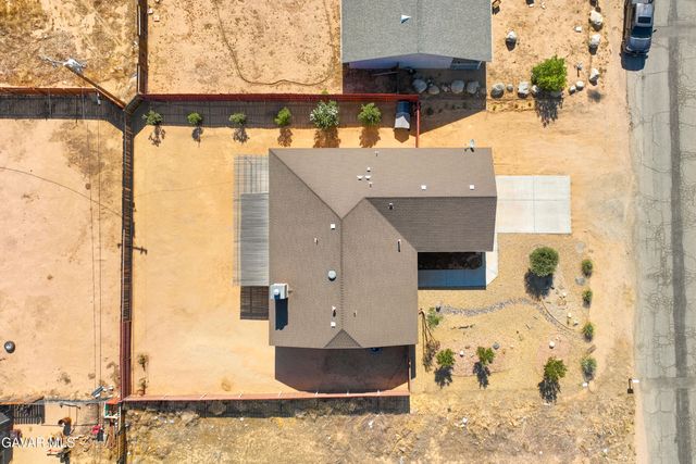 8400 Dogwood Avenue, California City, CA 93505