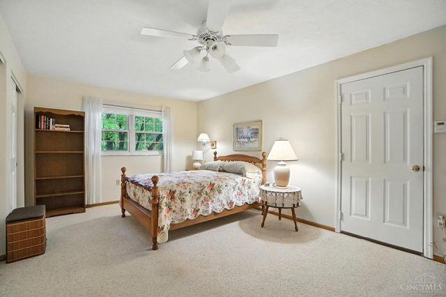 8253 Lake Ridge Drive, West Chester, OH 45069