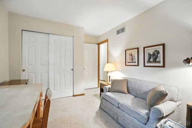 8253 Lake Ridge Drive, West Chester, OH 45069