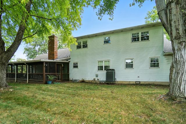 8253 Lake Ridge Drive, West Chester, OH 45069