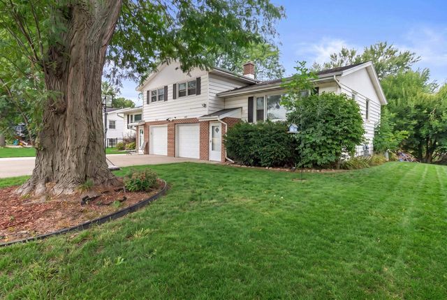 6014 Johnson Street, Mcfarland, WI 53558
