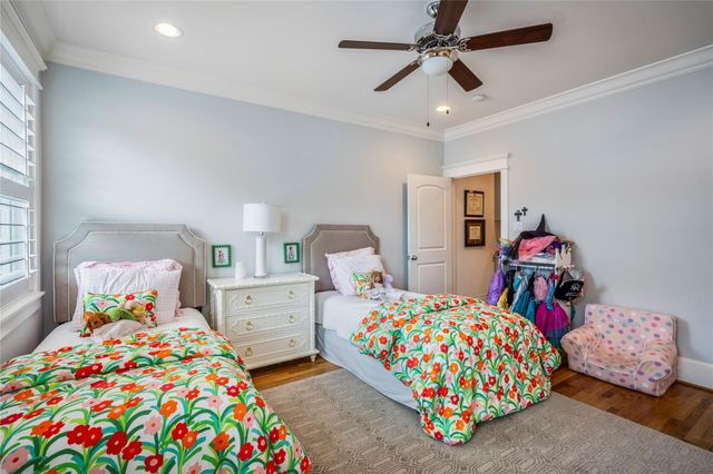 732 E 28th Street, Houston, TX 77009