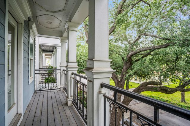 732 E 28th Street, Houston, TX 77009