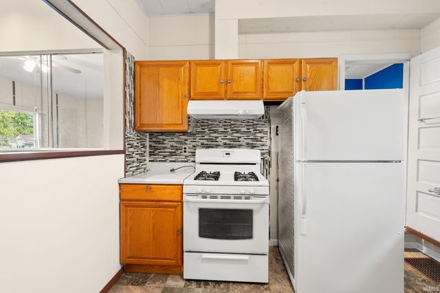 2001 George Street, Logansport, IN 46947