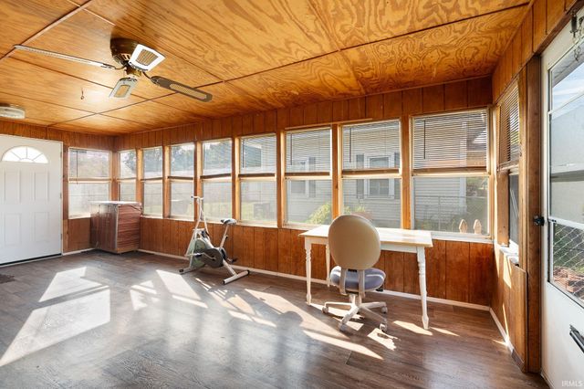 2001 George Street, Logansport, IN 46947