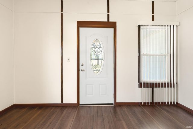 2001 George Street, Logansport, IN 46947