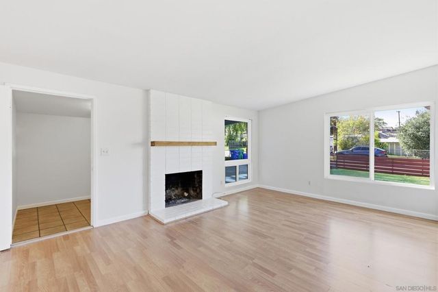 9241 Bloomdale St, Santee, CA 92071