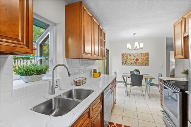 8237 Pillsbury Avenue S, Bloomington, MN 55420