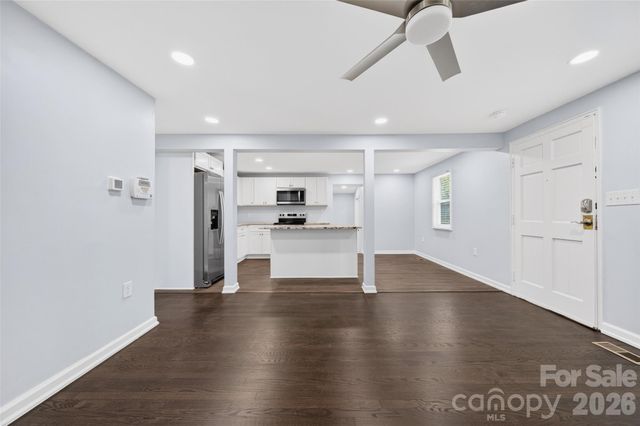 841 Mcarthur Avenue, Charlotte, NC 28206