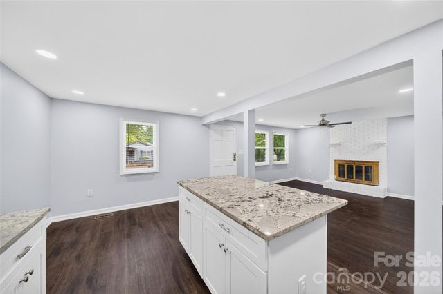 841 Mcarthur Avenue, Charlotte, NC 28206