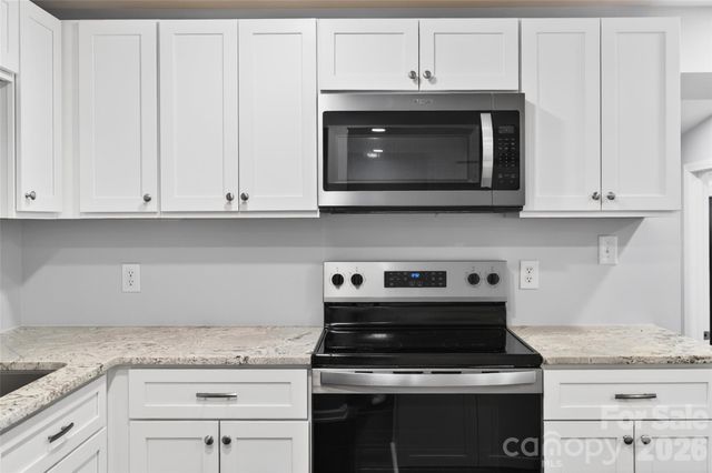 841 Mcarthur Avenue, Charlotte, NC 28206