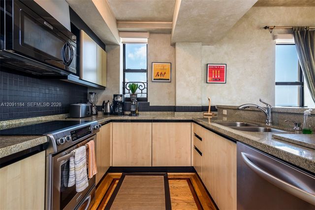 1330 Ocean Drive R5F, Miami Beach, FL 33139