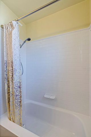 6121 58TH STREET N, St Petersburg, FL 33709