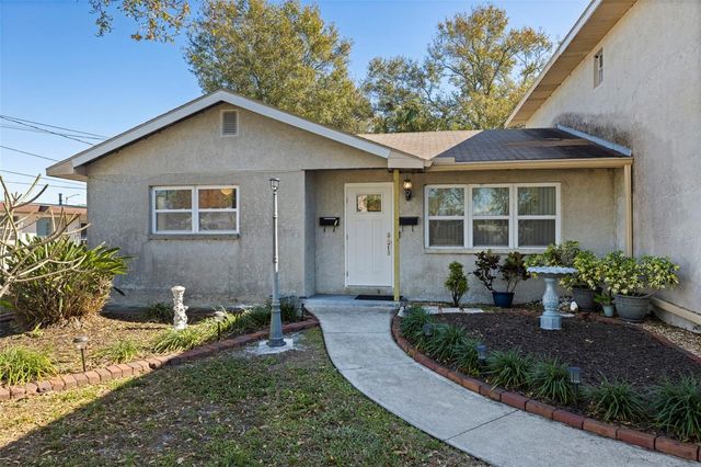 6121 58TH STREET N, St Petersburg, FL 33709