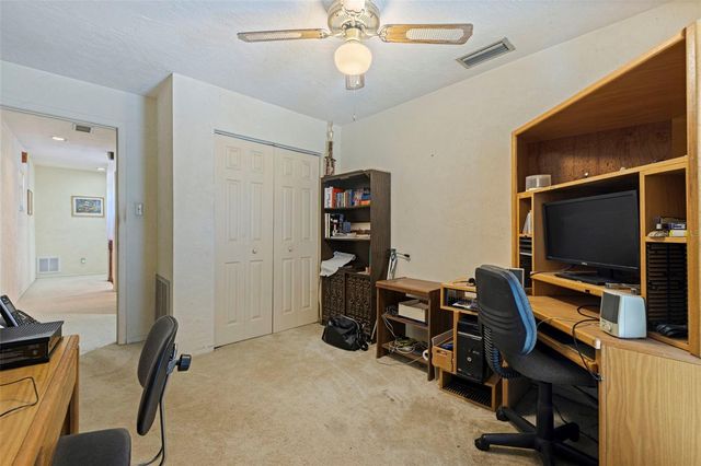 6121 58TH STREET N, St Petersburg, FL 33709