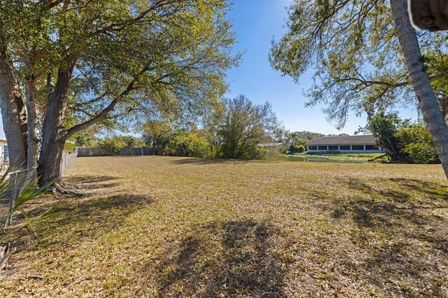 6121 58TH STREET N, St Petersburg, FL 33709