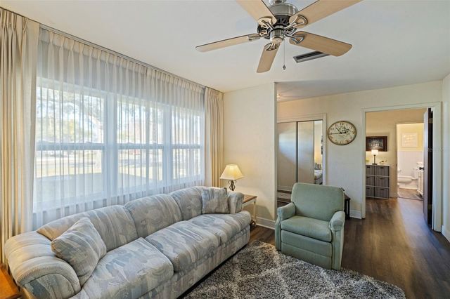 6121 58TH STREET N, St Petersburg, FL 33709