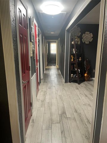 5001 Texas Ave, La Marque, TX 77568