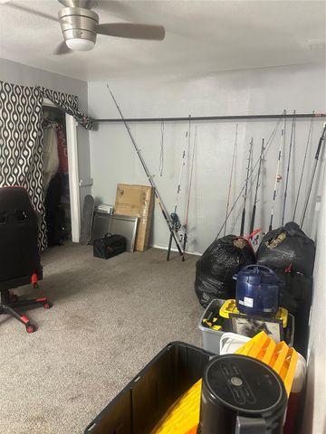 5001 Texas Ave, La Marque, TX 77568