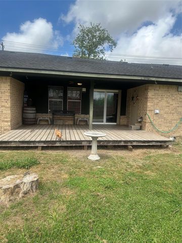 5001 Texas Ave, La Marque, TX 77568