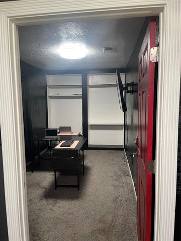 5001 Texas Ave, La Marque, TX 77568