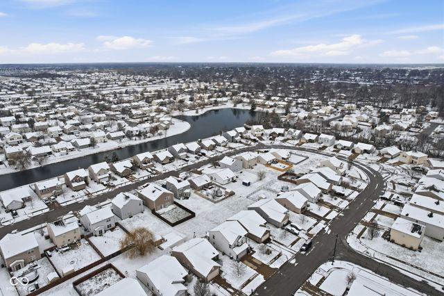 1446 Bluestem Drive, Greenwood, IN 46143