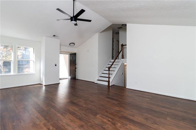 4530 Hickory Forest NW Drive, Acworth, GA 30102