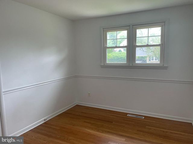 202 ALDERS DR, Wilmington, DE 19803