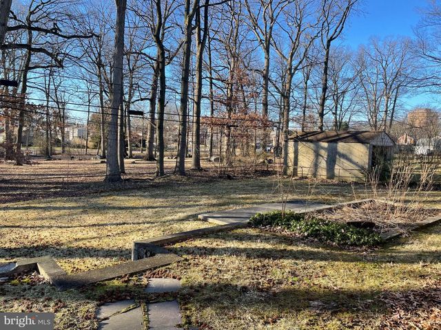202 ALDERS DR, Wilmington, DE 19803