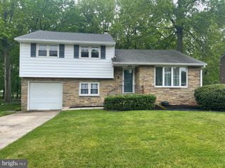 202 ALDERS DR, Wilmington, DE 19803