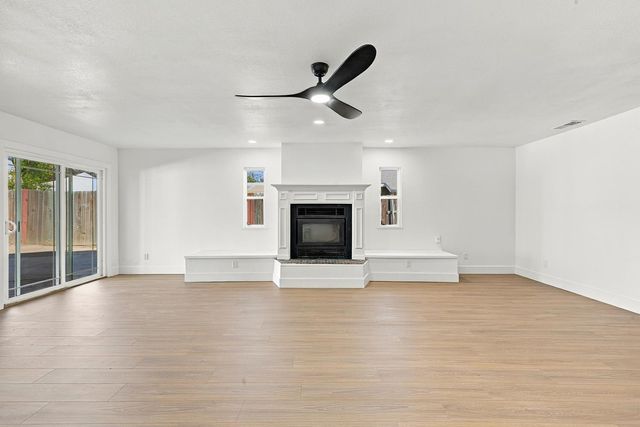4109 Baptist Ct, North Highlands, CA 95660