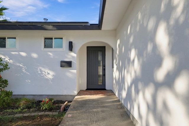 4109 Baptist Ct, North Highlands, CA 95660