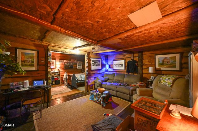 1941 Bluff Mountain Road, Sevierville, TN 37876