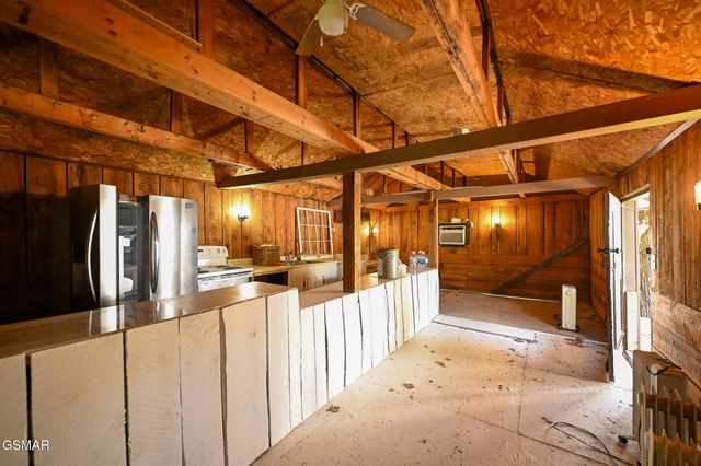 1941 Bluff Mountain Road, Sevierville, TN 37876