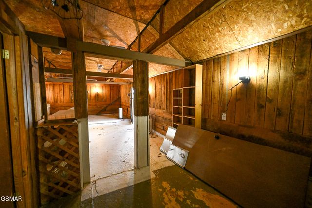 1941 Bluff Mountain Road, Sevierville, TN 37876