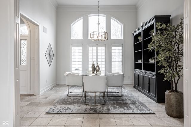 9889 Summerlakes Drive, Carmel, IN 46032