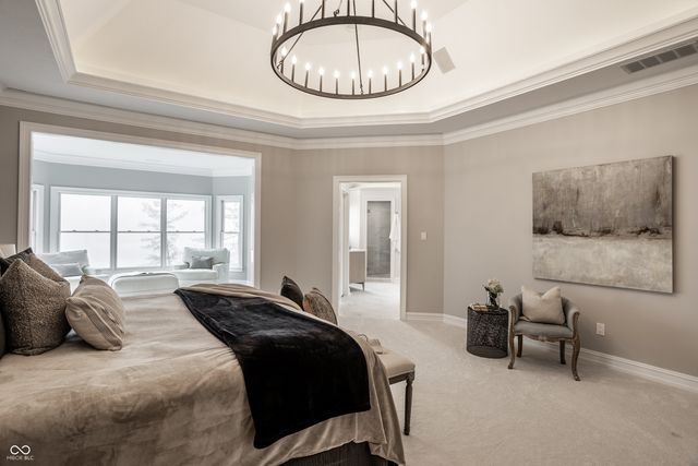 9889 Summerlakes Drive, Carmel, IN 46032