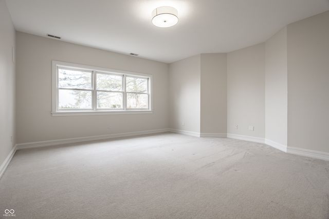 9889 Summerlakes Drive, Carmel, IN 46032